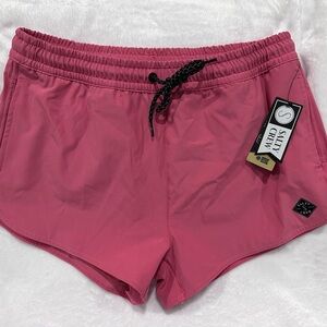 NWT, Salty Crew women's board shorts size medium.
